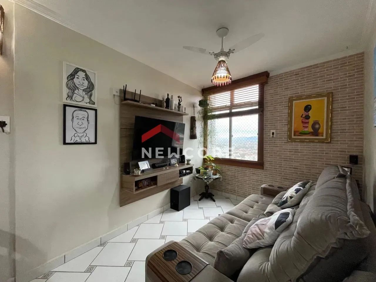Apartamento em Avenida Vicente de Carvalho - Praia dos Sonhos - Itanhaém/SP - Foto 2