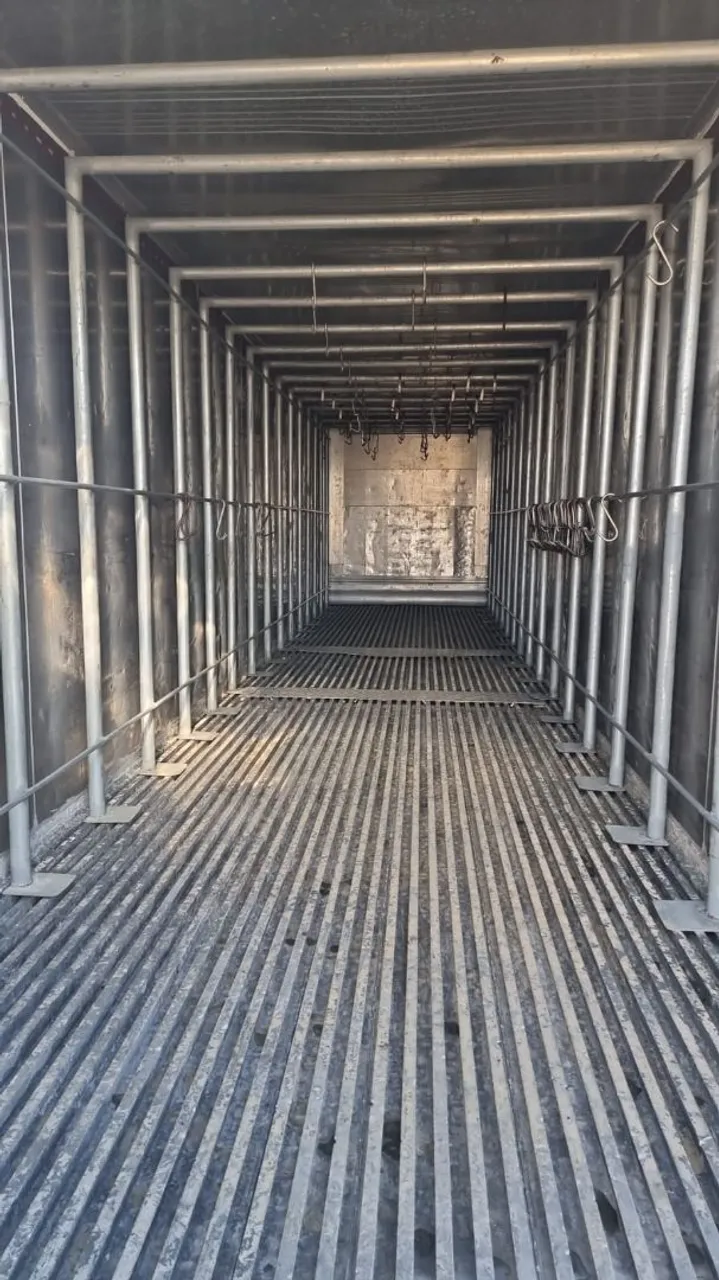 Container Reefer com gancheira