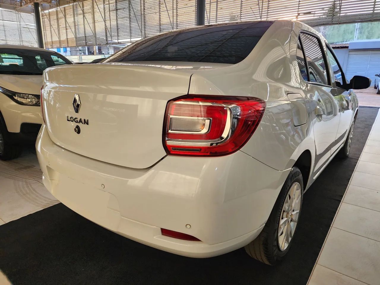 Logan Zen 2025 - Foto 3