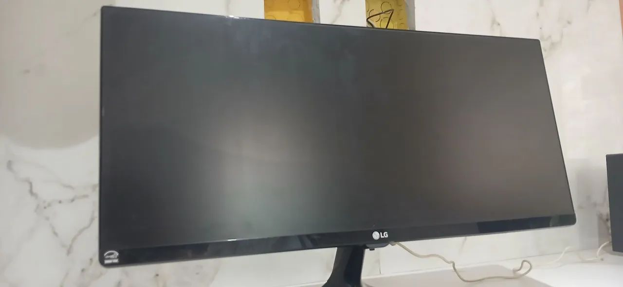 Monitor Led LG Ultra Wide 25' com Tela Quebrada - Foto 2