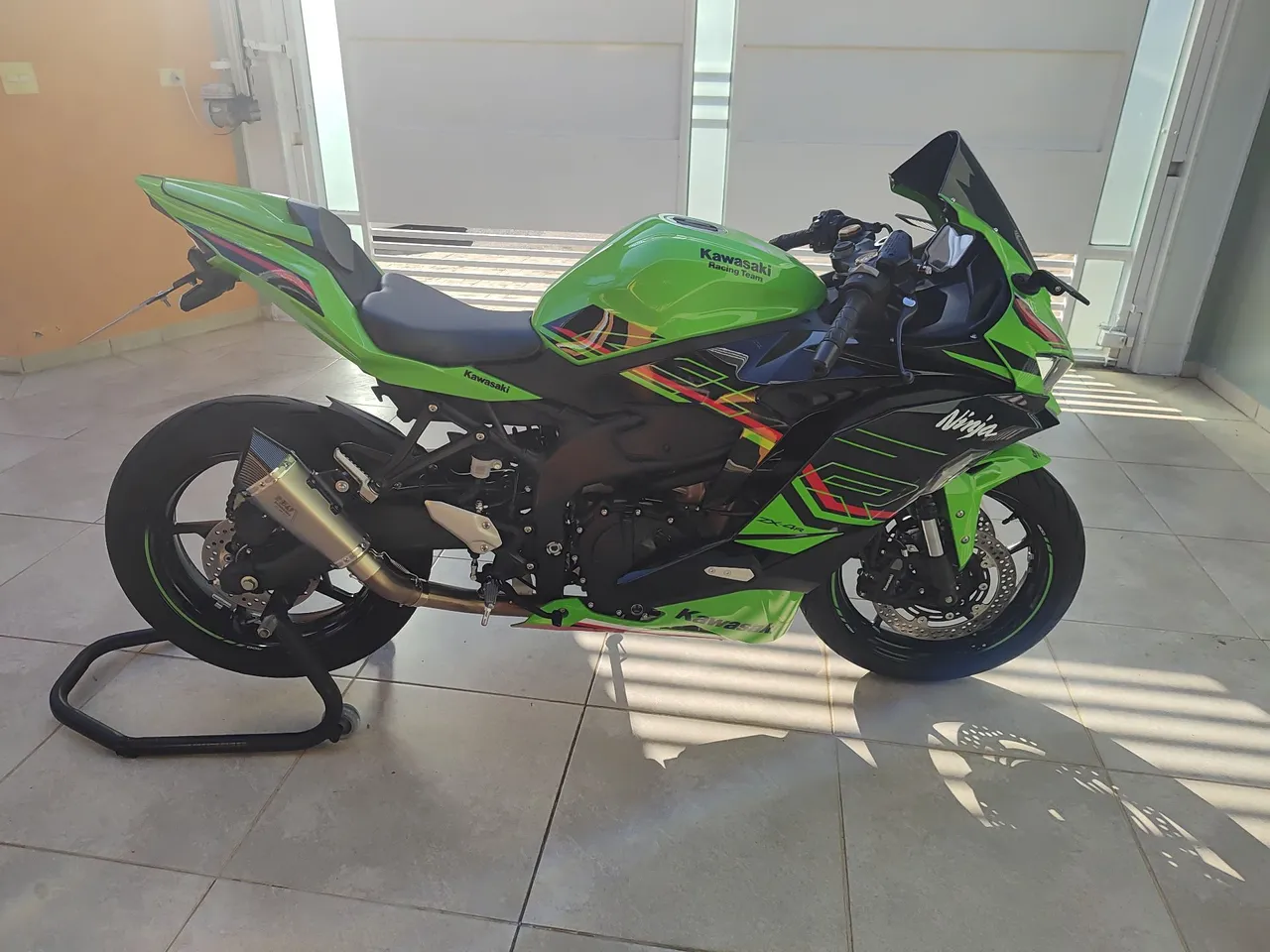 ZX4R