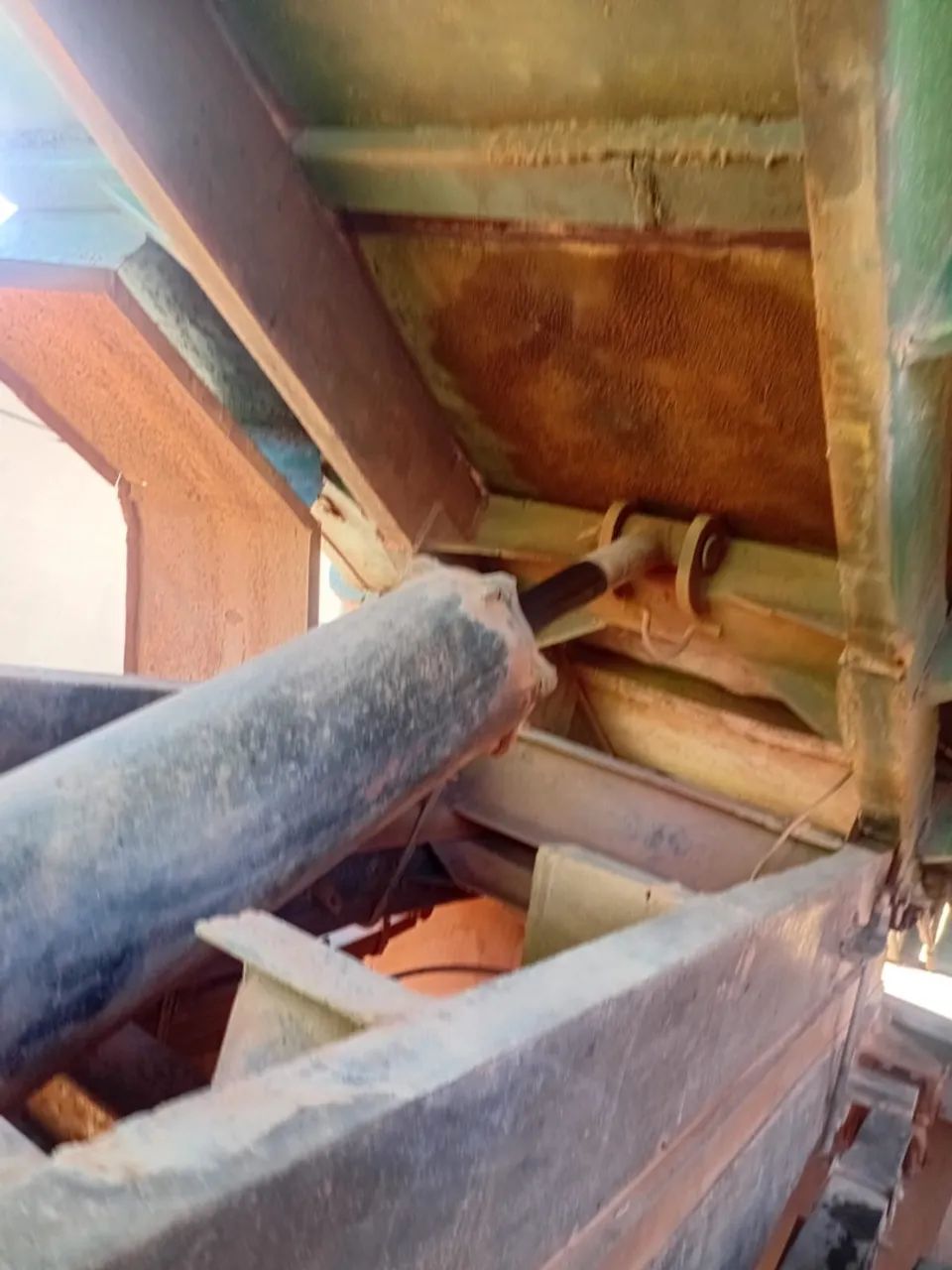 Caçamba Mercedes Benz  - Foto 5