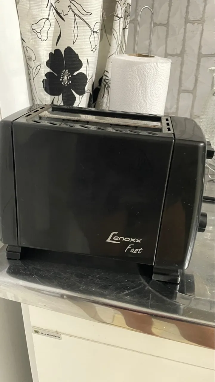 Torradeira Elétrica Lenoxx Fast