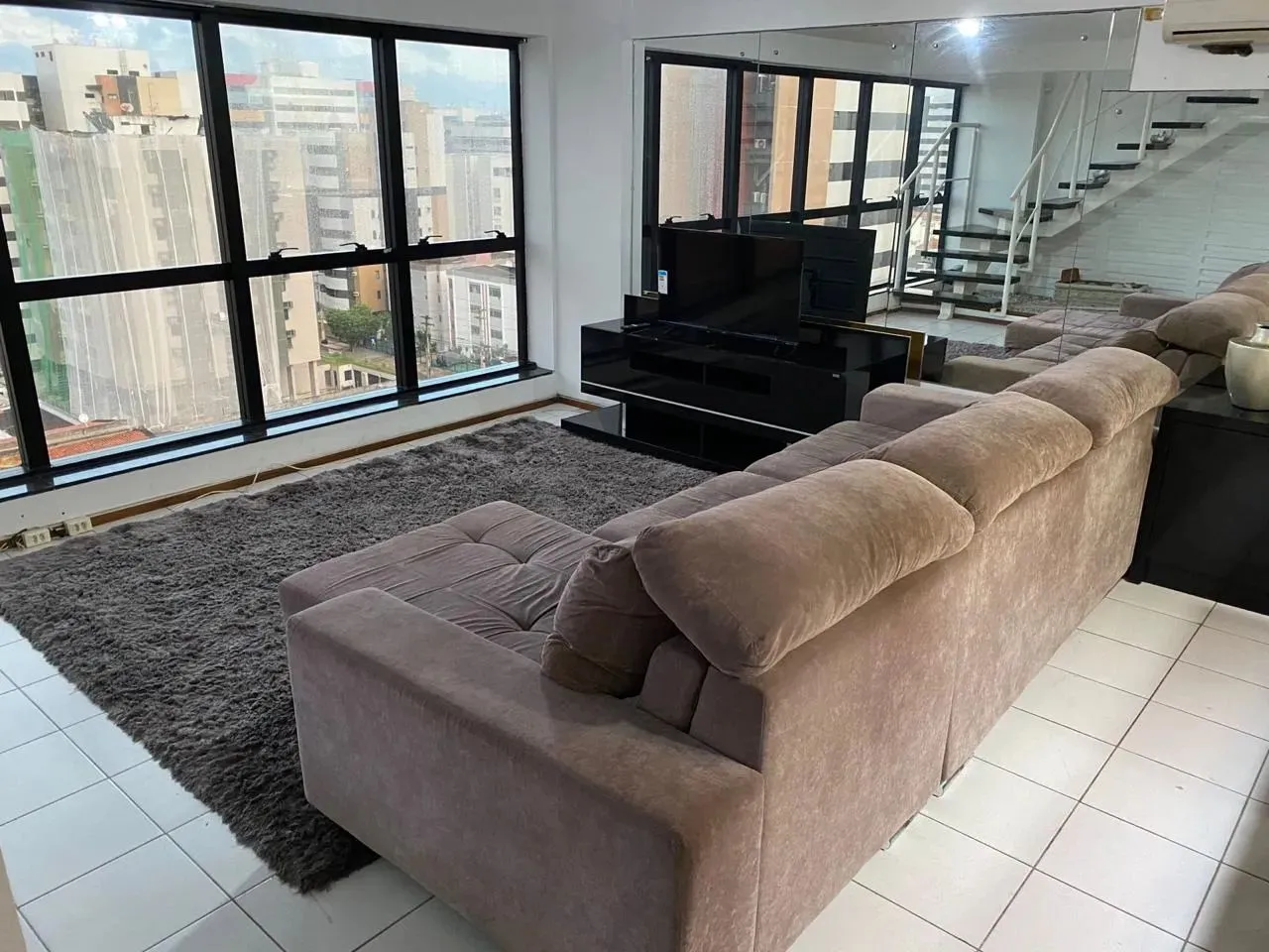 Oportunidade na Ponta Verde Edifício Port Ville | 80m² | 1 Quarto | Duplex com Hidromassa