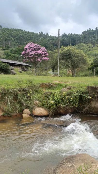 Alugo sitio para finais de semana em Paulo Lopes SC