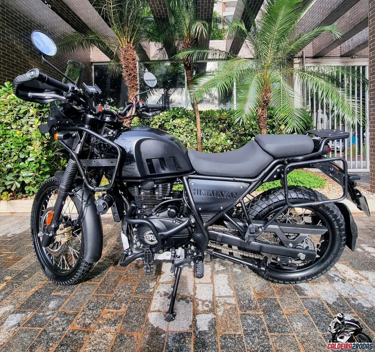 ROYAL ENFIELD HIMALAYAN 411 EFI ANO 2024 COMPLETA ACESSÓRIOS  - Foto 4
