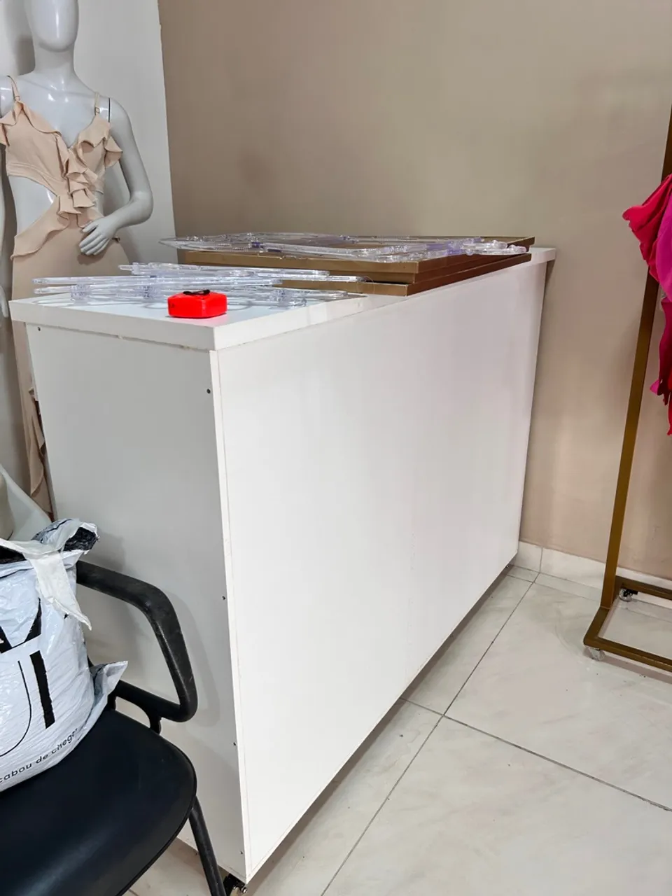 Itens para loja de roupa feminina