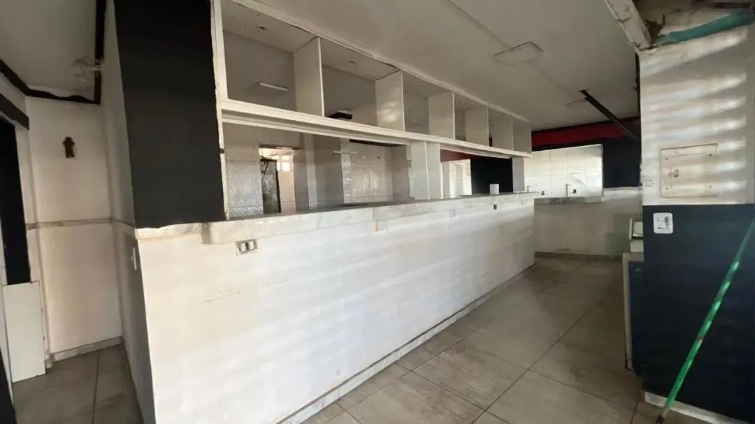 Ponto comercial para restaurante com 100m² para alugar no Porto das Dunas, próximo ao Beac - Foto 4