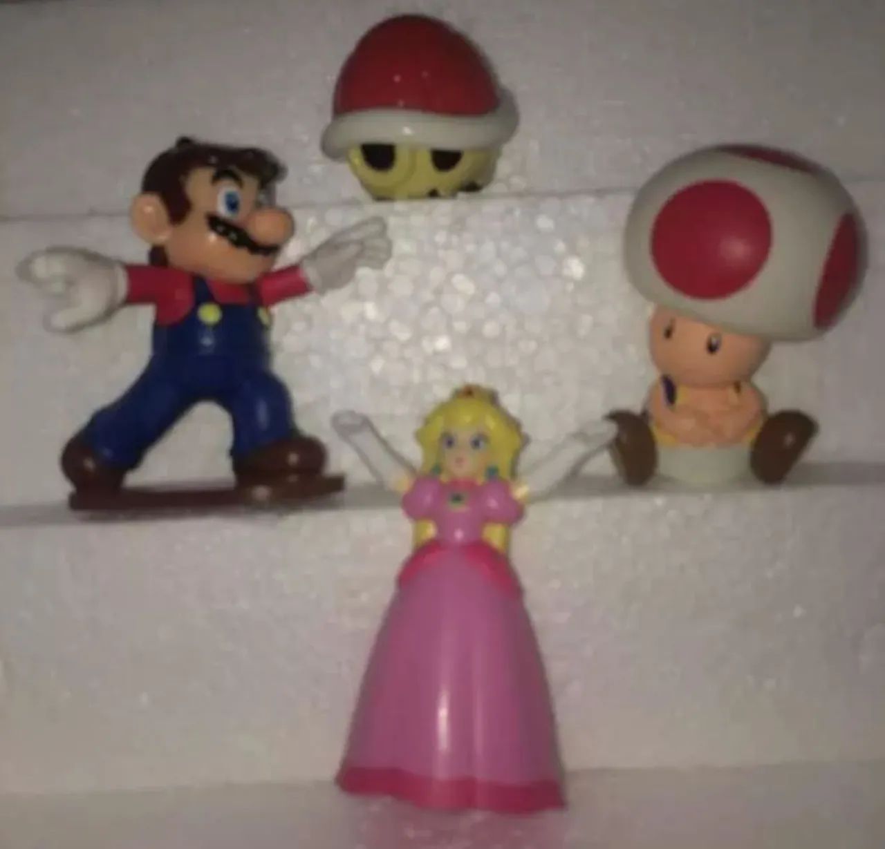 Personagens Super Mario Bros - Brinquedos (usado)