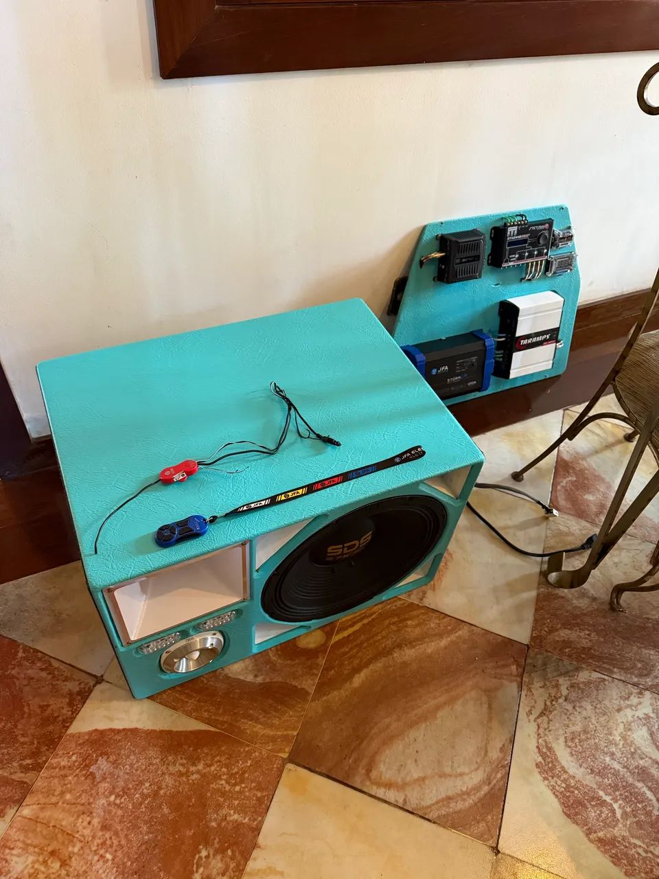 Caixa Trio SDS 2.7K 15