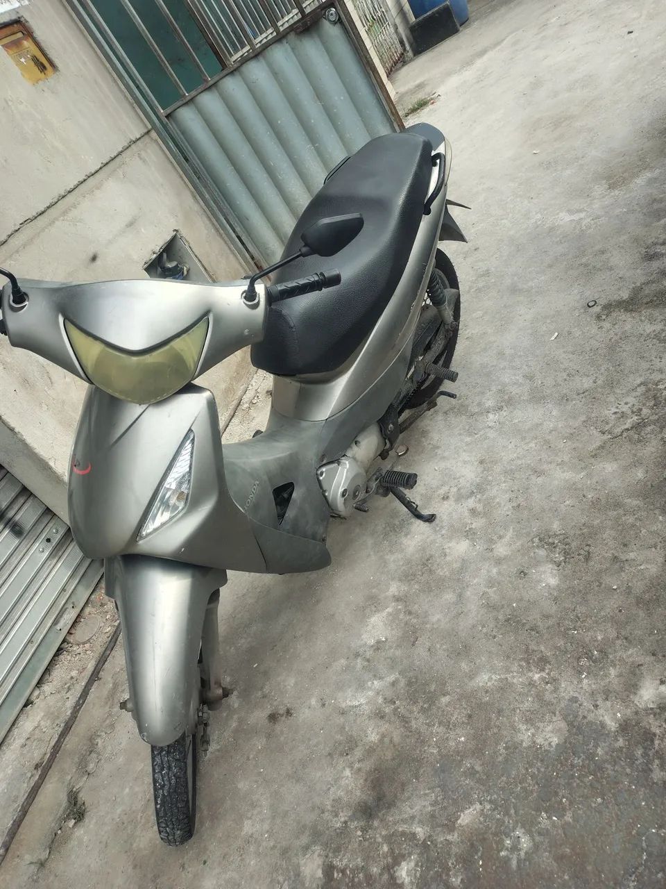 Vendo biz 125  - Foto 2