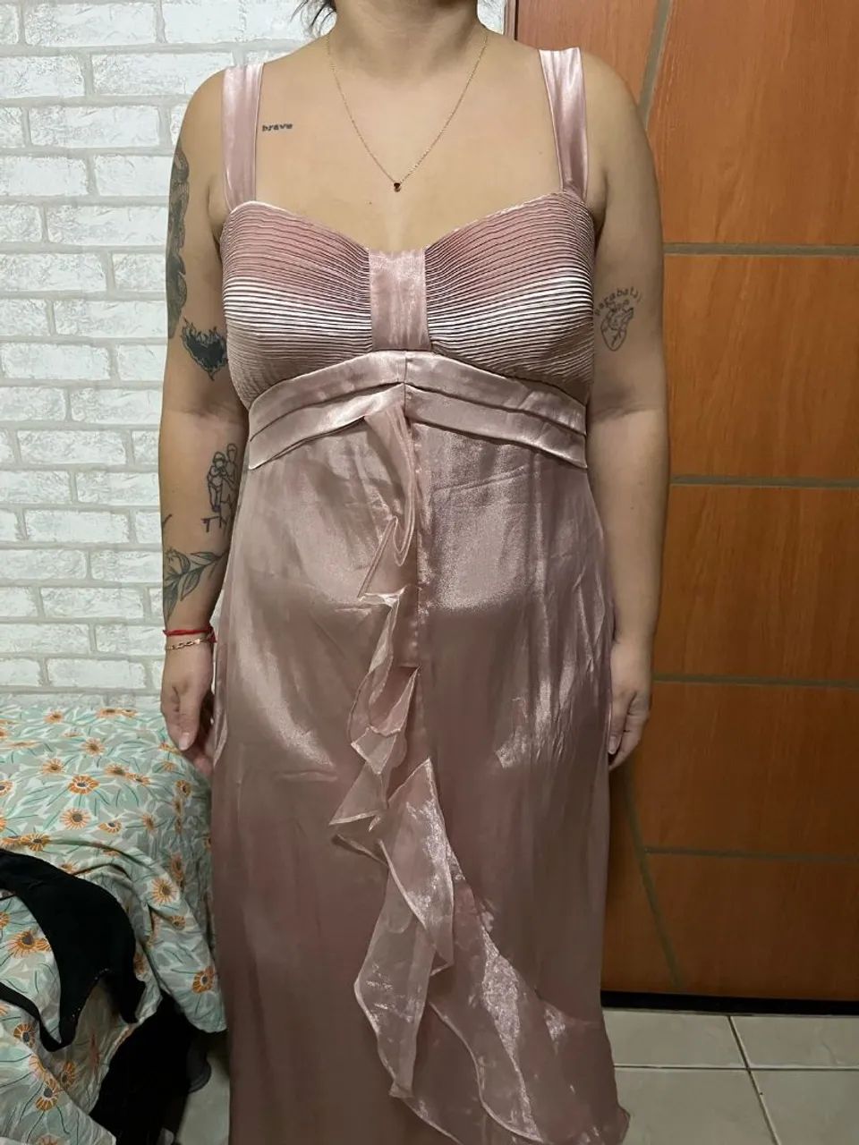 Vestido longo de cetim rosa - Foto 2