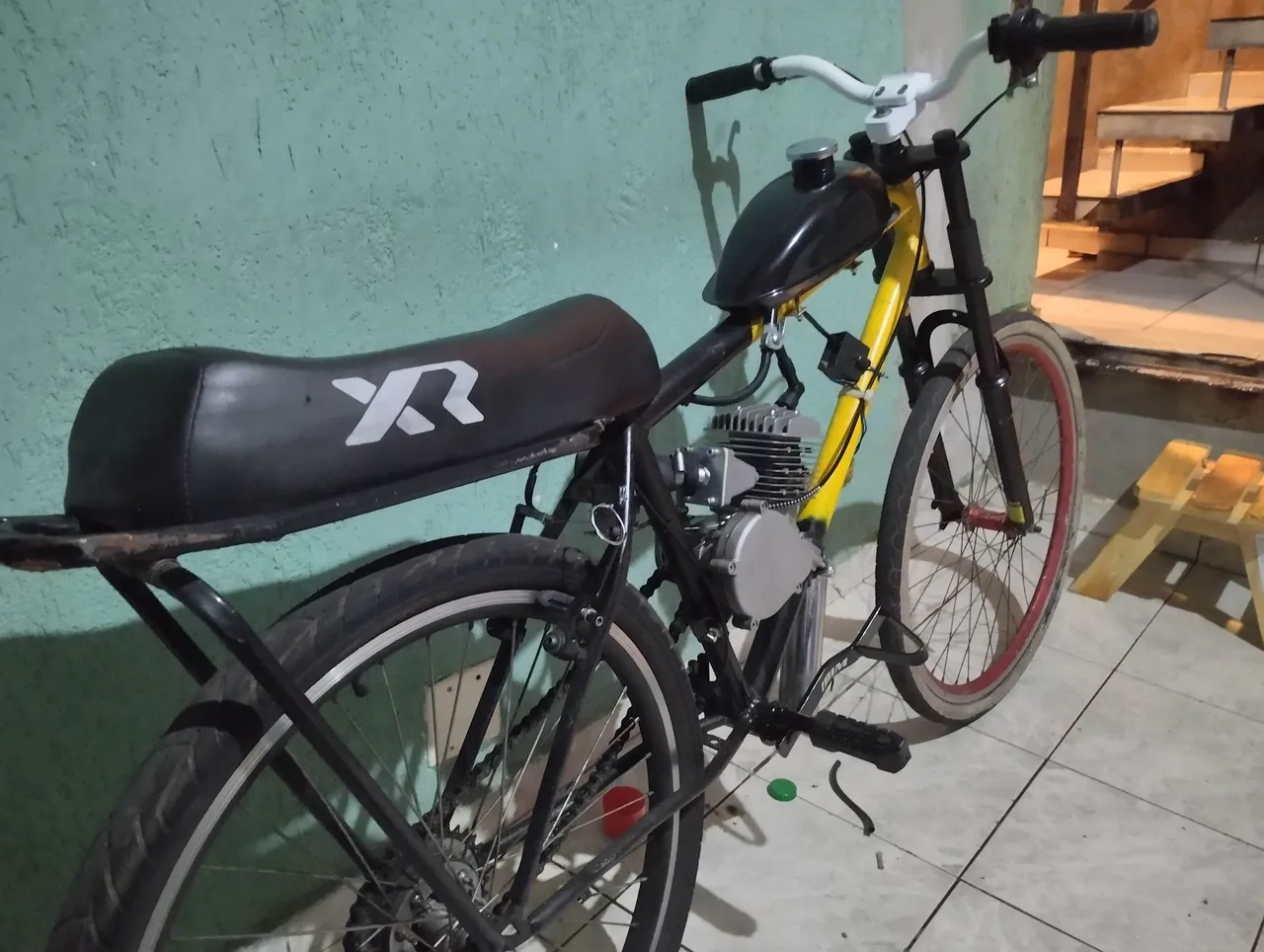 Bicicleta Motorizada Pouco Usada