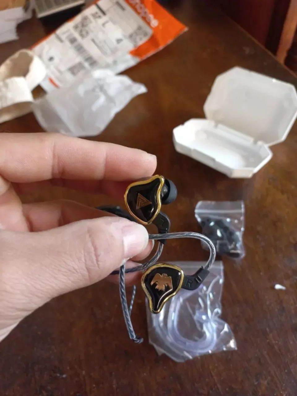 KZ ak6 c/ Microfone - Foto 2