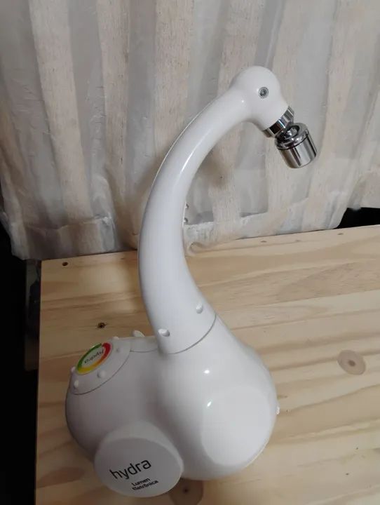 torneira eletrica hydra lumen eletronica 110v - Foto 2