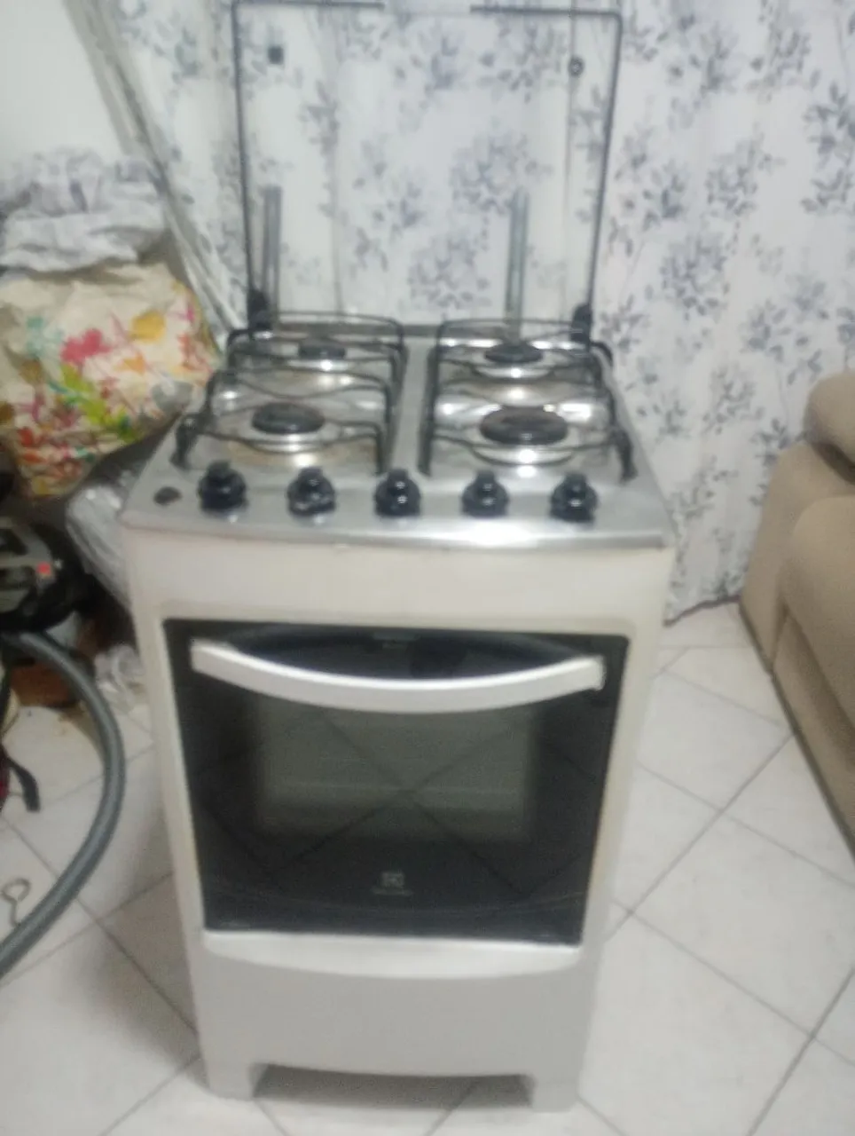 Fogão Electrolux 4 bocas com tampa de vidro $$$$$90