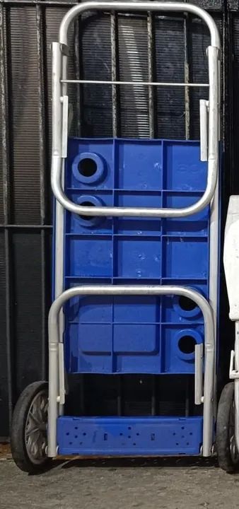 Carrinho de praia dobrável alumínio semi novo  - Foto 2