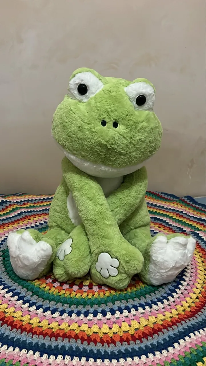Sapo de Pelúcia - Brinquedo Macio e Acolhedor