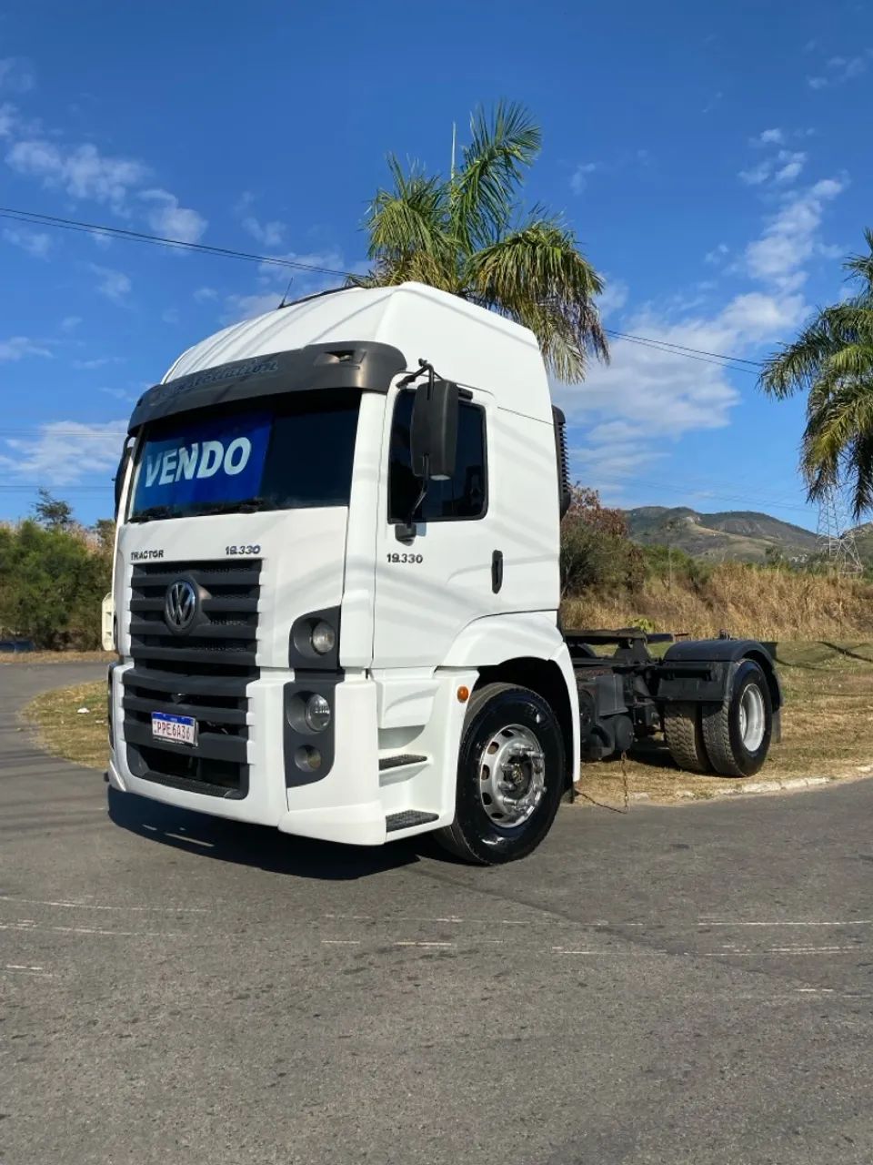 VW 19-330 ano 2015 (CAMINHAO MUITO NOVO)