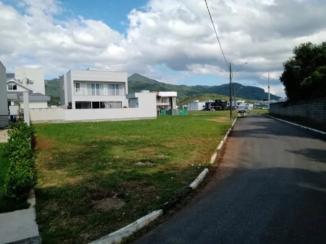 TERRENO NO CALEDÔNIA (DIREITOS) - 460,39M2 - ÁREA 4 DIRETO C/ PROPRIETÁRIO - OPORTUNIDADE!