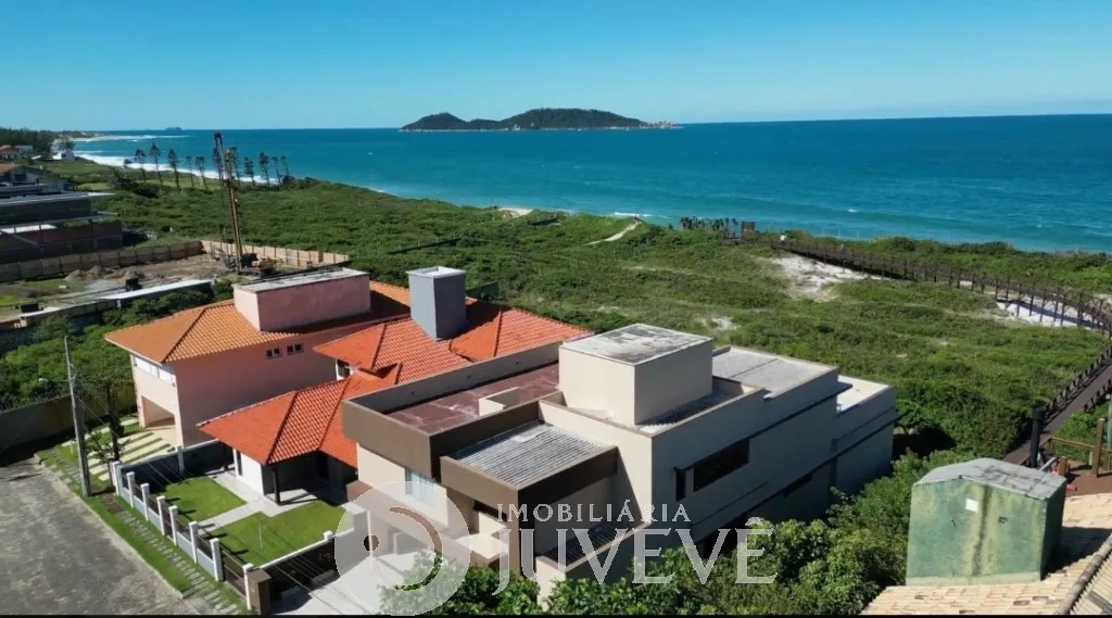 IMOBILIARIA JUVEVE VENDE RESIDENCIA CONDOMINIO FECHADO RESIDENCIAL ALBATROZ FLORIANÓPOLIS 