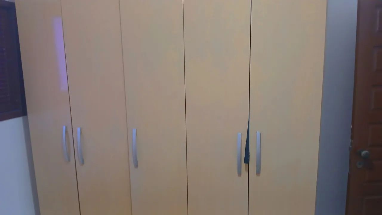 Guarda roupa de 5 portas  - Foto 3