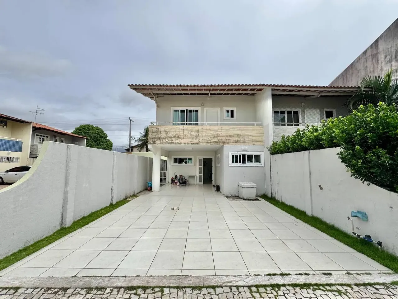 Casa Duplex em condomínio na Sapiranga de 138m² e 3 quartos R$ 580.000