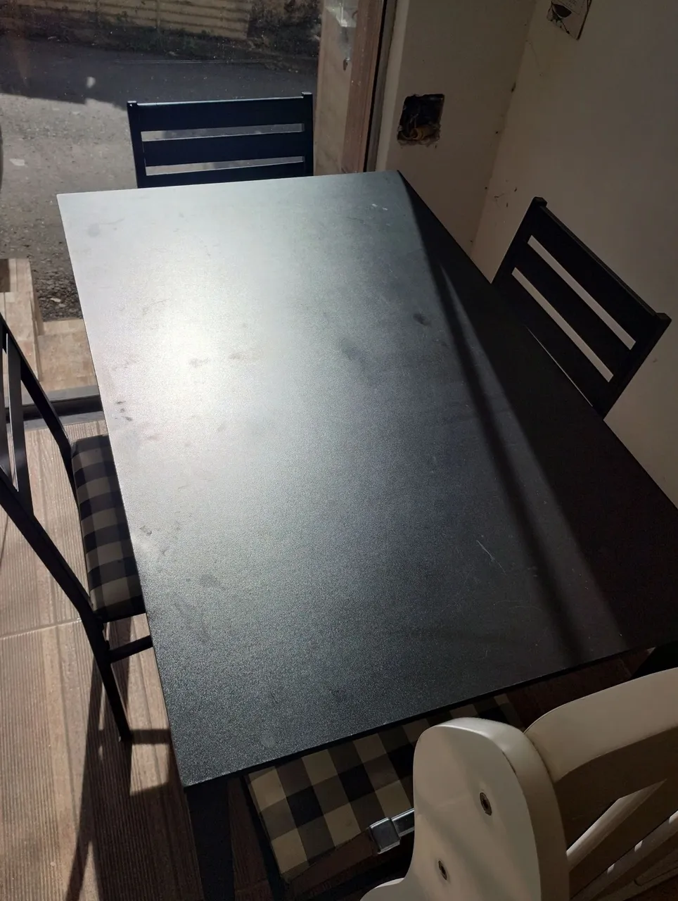 Mesa preta para cozinha ou jantar entrega parcela no cartão