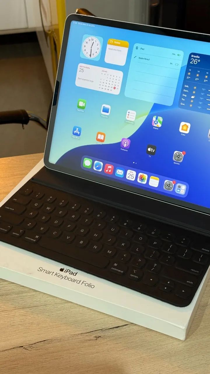 Teclado iPad Pro 12.9 Pol. Smart Keyboard Folio - Loja física! Com