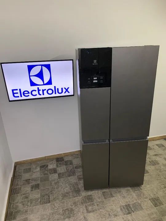 Geladeira Nova de Mostruário| Temos loja física no bairro Guarani 