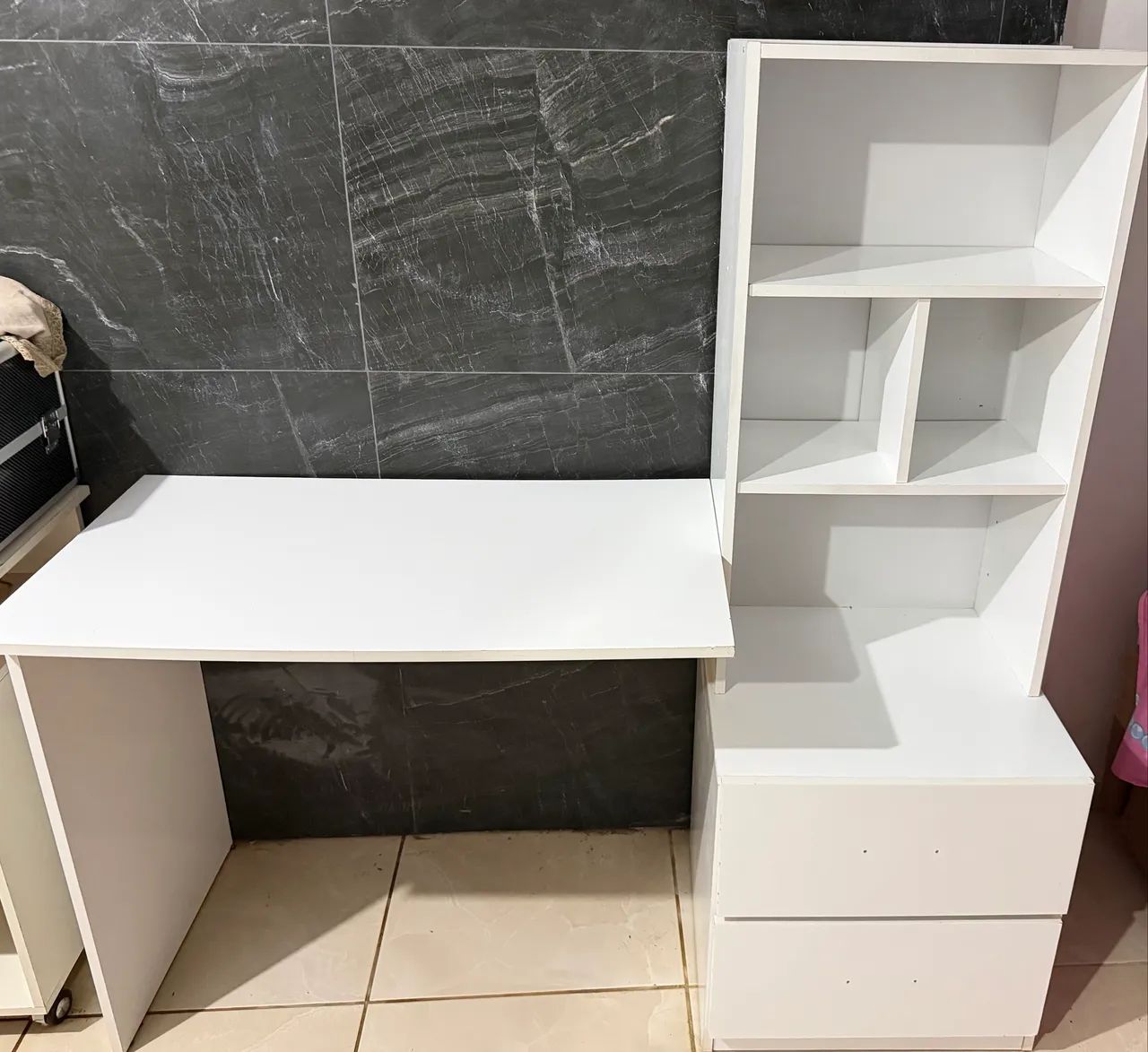 Desk65204503958145122
