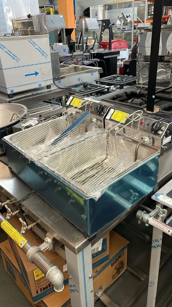 Fritadeira elétrica 10l de bancada 2 cubas (Ester)