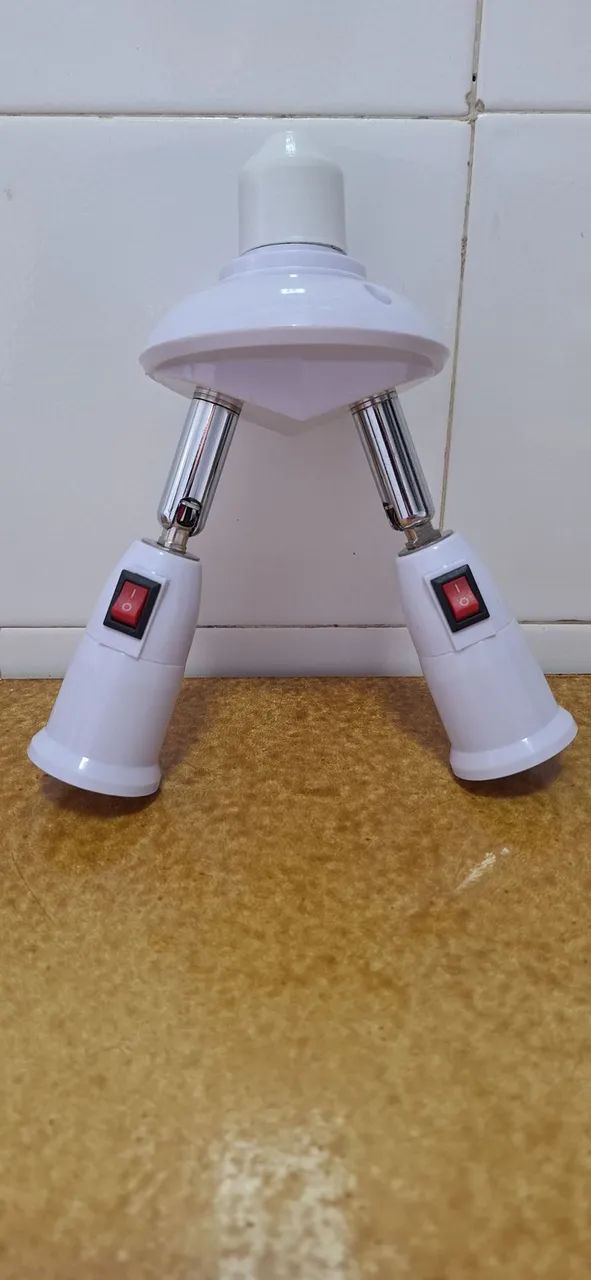 Adaptador Duplo para Lâmpadas com Interruptor