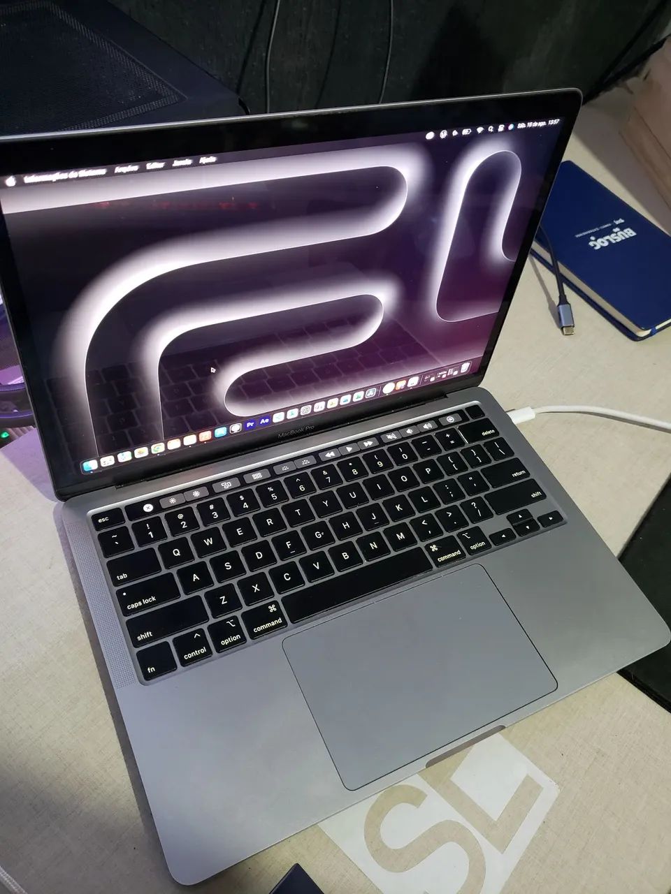 MacBook Pro 2020 13インチ 32GB 2TB MacBook Pro 13 (2020) | 32GB RAM | 2TB SSD i7 | Impecável