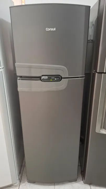 Geladeira Consul 278L prata 