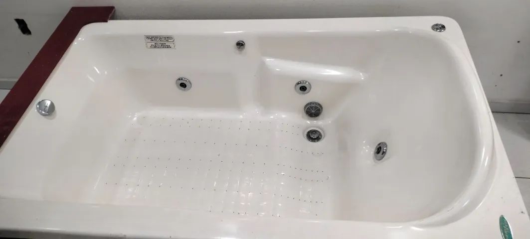 Banheira (Jacuzzi)64960504060673121
