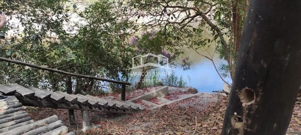 VENDO MARAVILHOSO SÍTIO EM SÃO GONÇALO DO RIO PRETO COM LINDA CASA E ACESSO AO RIO - Foto 2