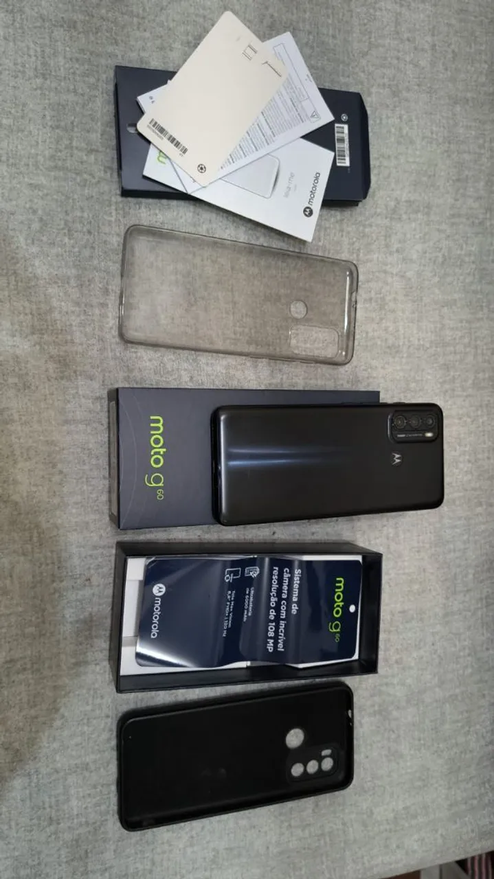 Telefone está praticamente novo