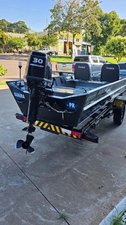 BARCO SEMI CHATO 6M MOTOR MERCURY 30HP COM PARTIDA 2023 - Foto 6
