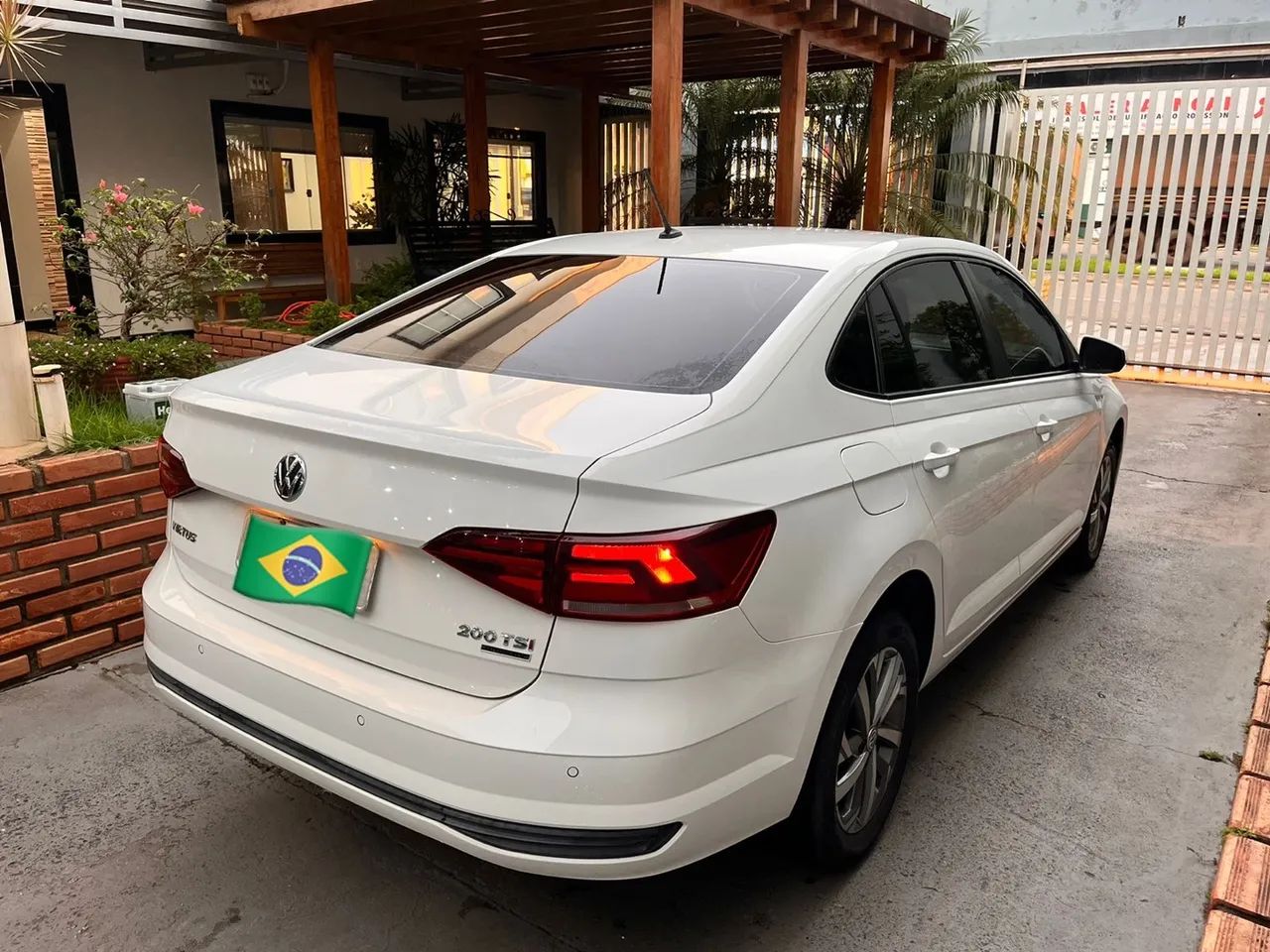 Vw Virtus 200 tsi automático 2018 - Foto 2