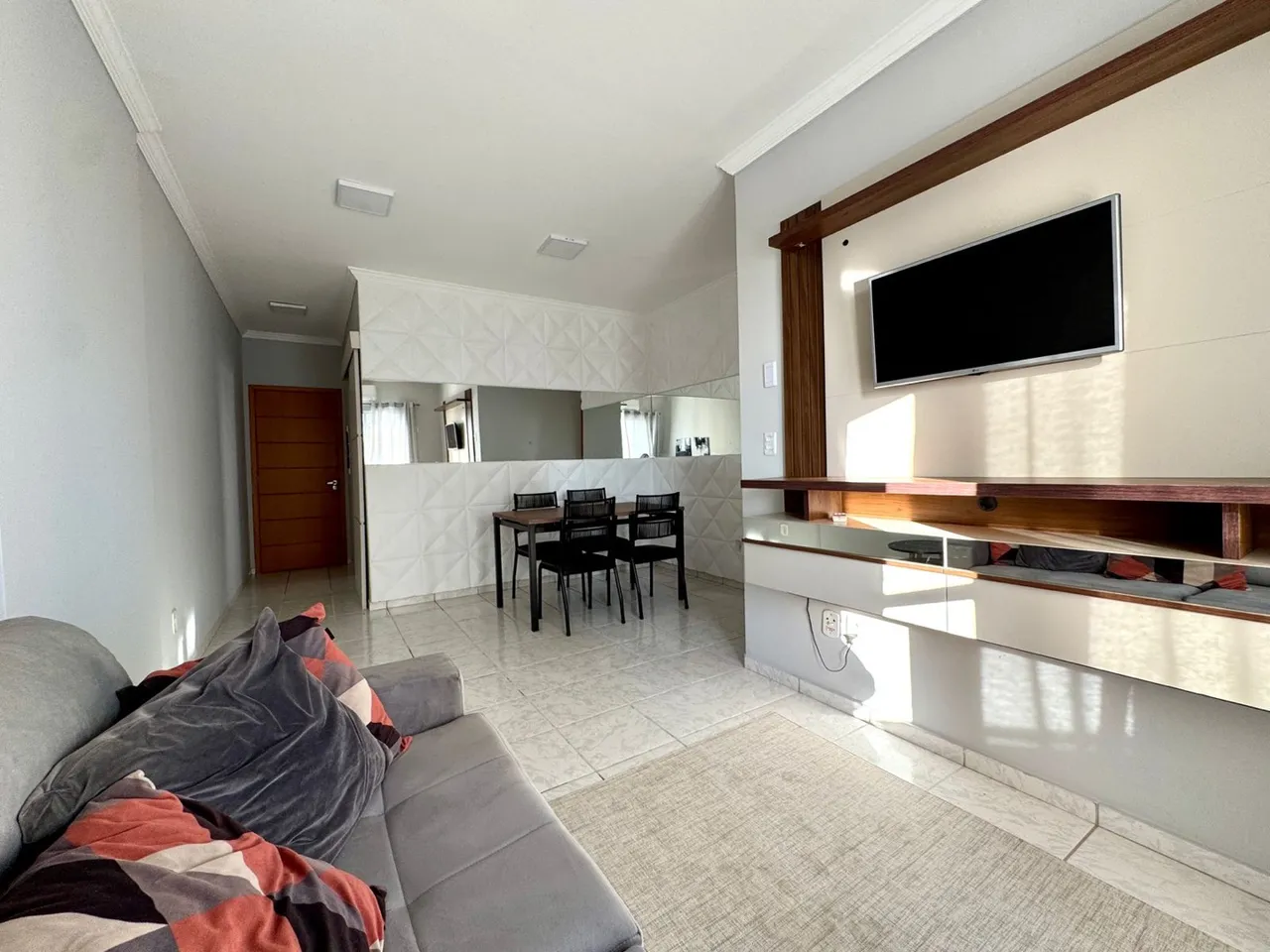 Belíssimo apartamento mobiliado Montville