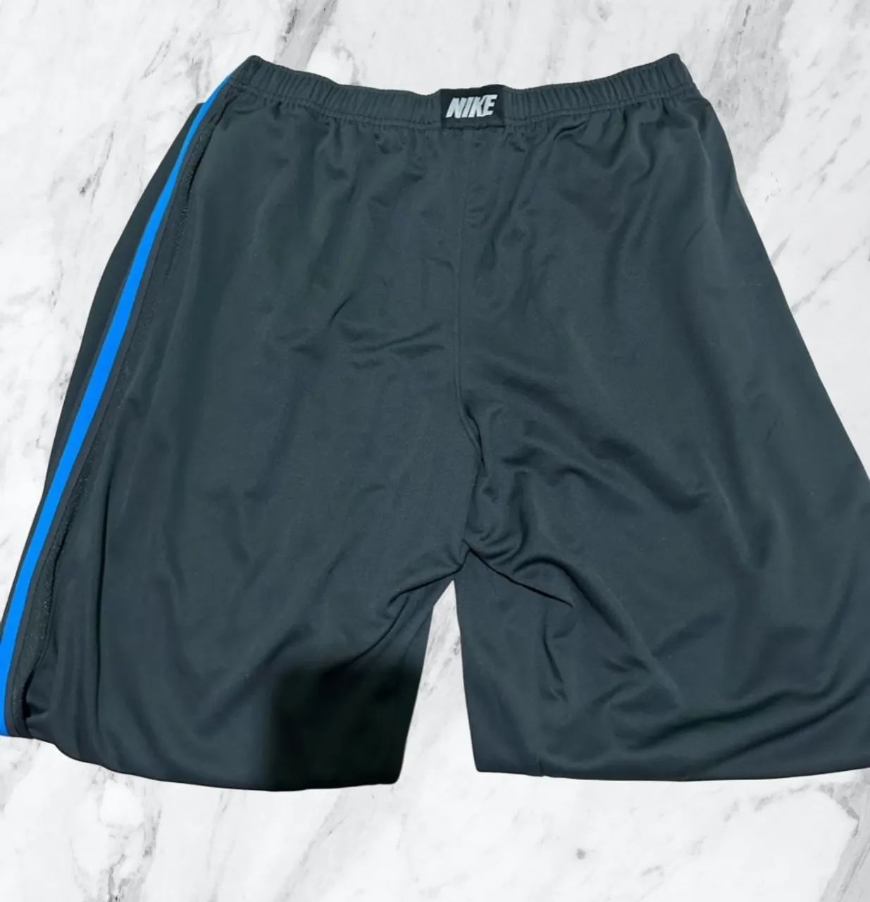 Calça Nike sport - Preta com Azul - Tamanho G - Foto 3