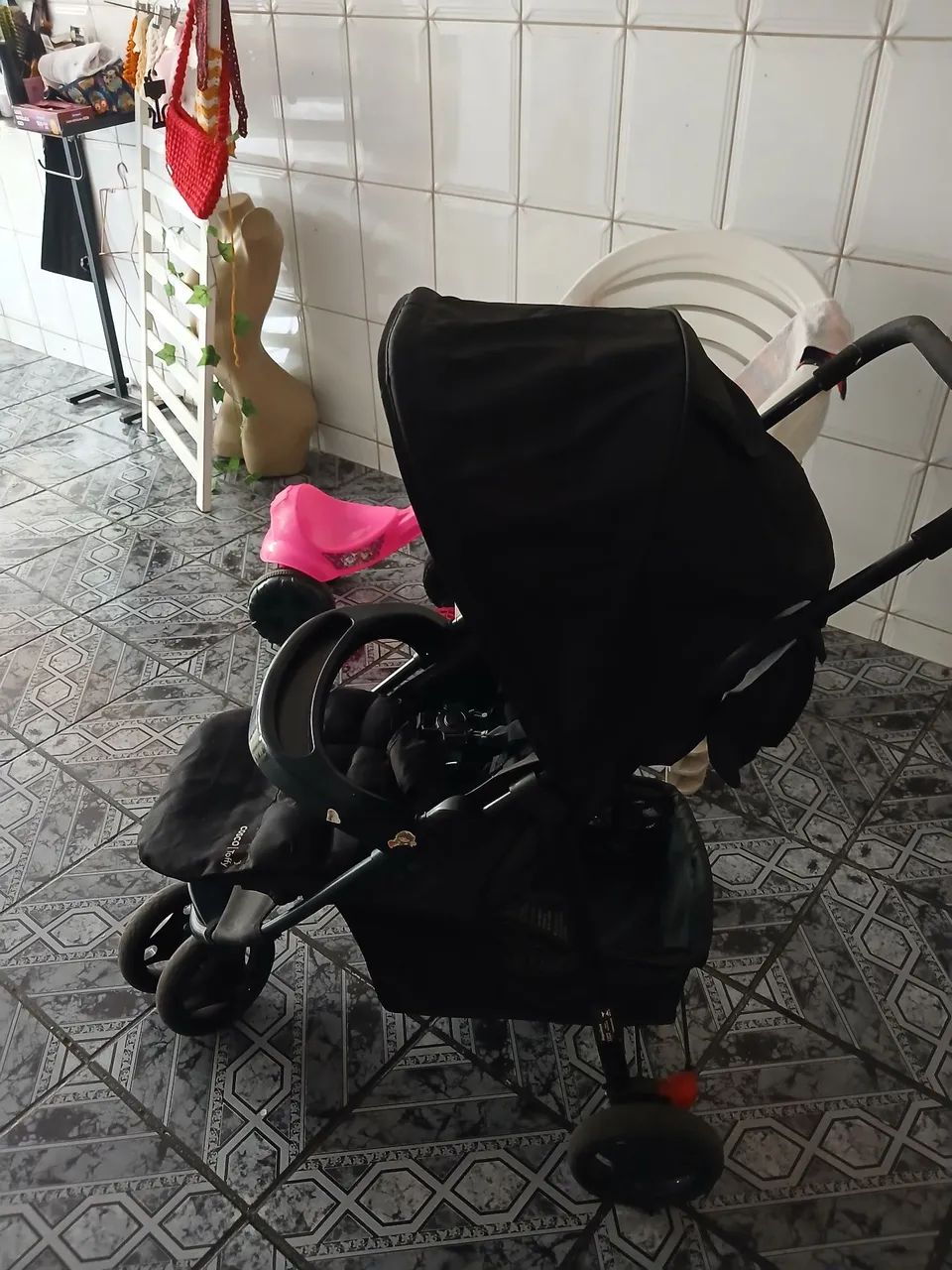 carrinho de bebê cosco
