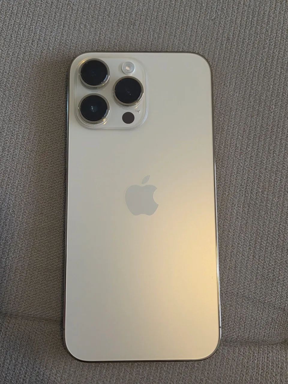 Iphone 14 Pro Max 512GB dourado - Foto 3
