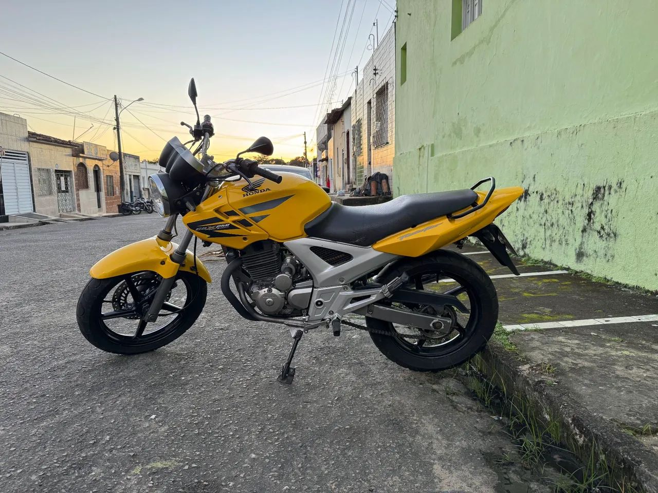 CBX 250 TWISTER 2007