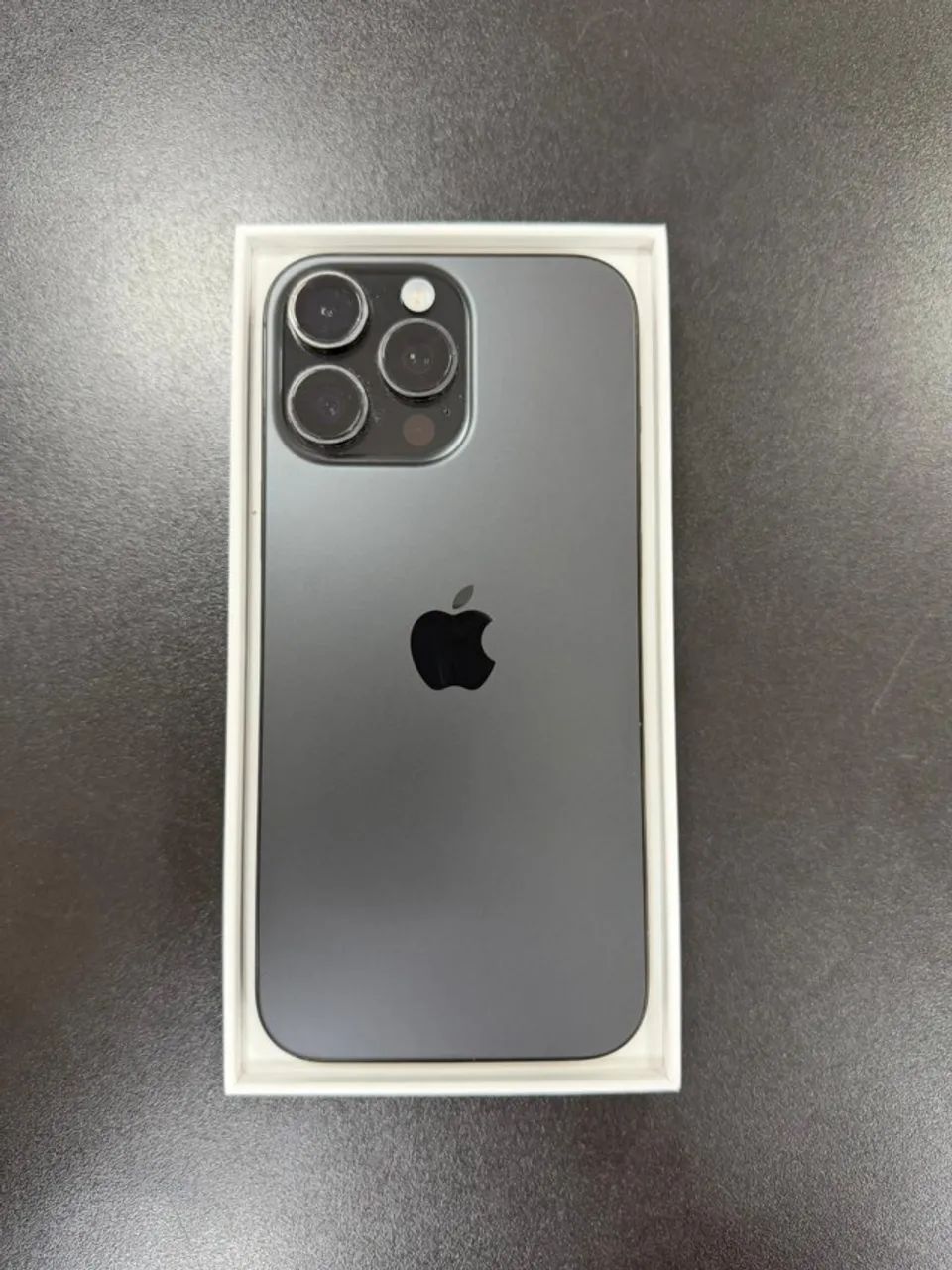 iPhone 16 Pro Max 256GB Titânio - Excelente
