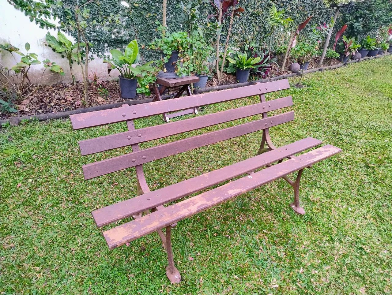 Vendo banco de praça