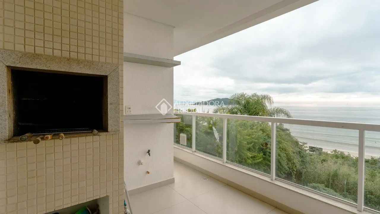 Apartamento Frente Mar 3 dormitórios - Foto 2
