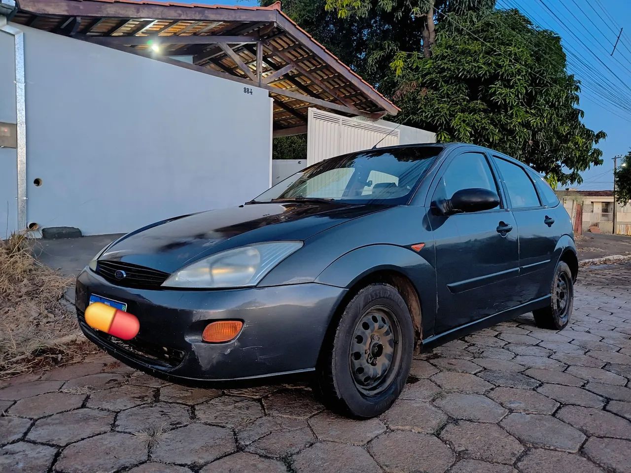 Ford Focus Focus 1.8 16V 5p 2002