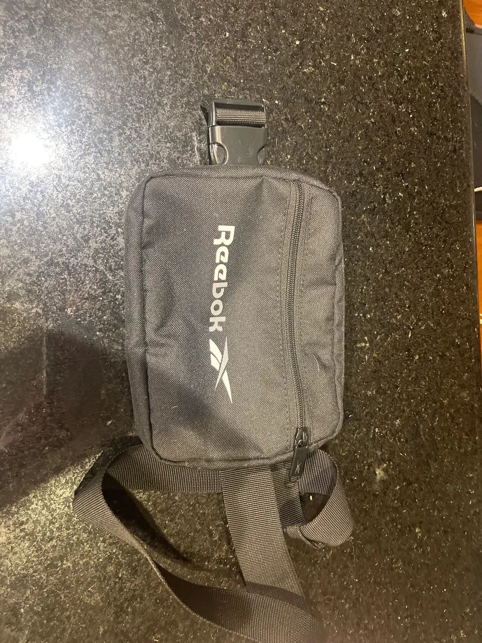 Bolsa Reebok Transversal Preta - Seminova